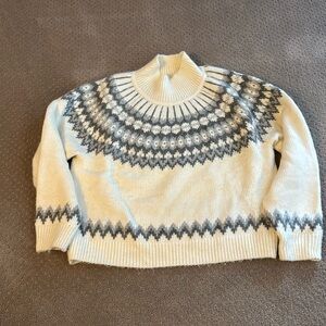 Gap sweater